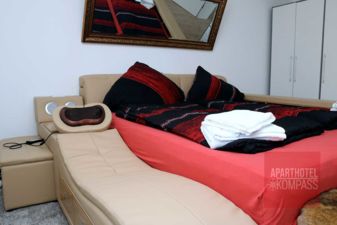 Apartment 301, Wasserbett, Massageliege, Musikanlage